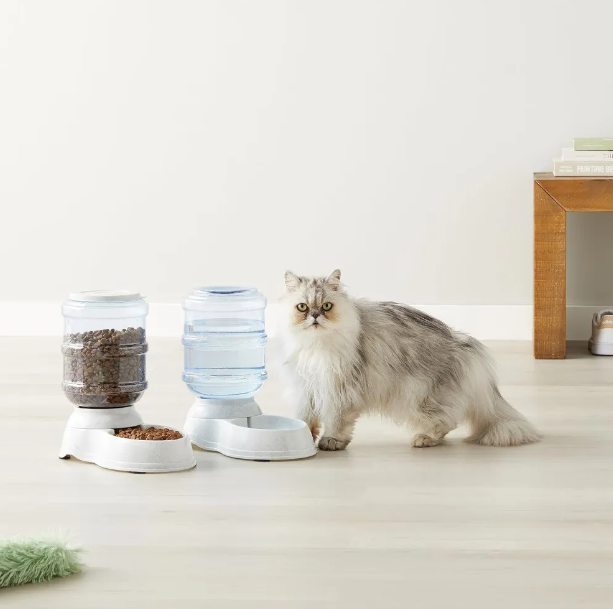 Gravity Pet Food Feeder For Dogs And Cats